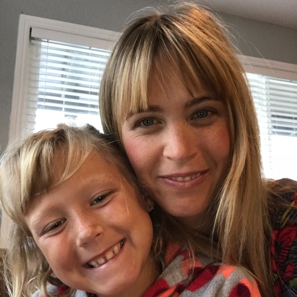 Meet your Posher, Ashley - Picture 1 of 1